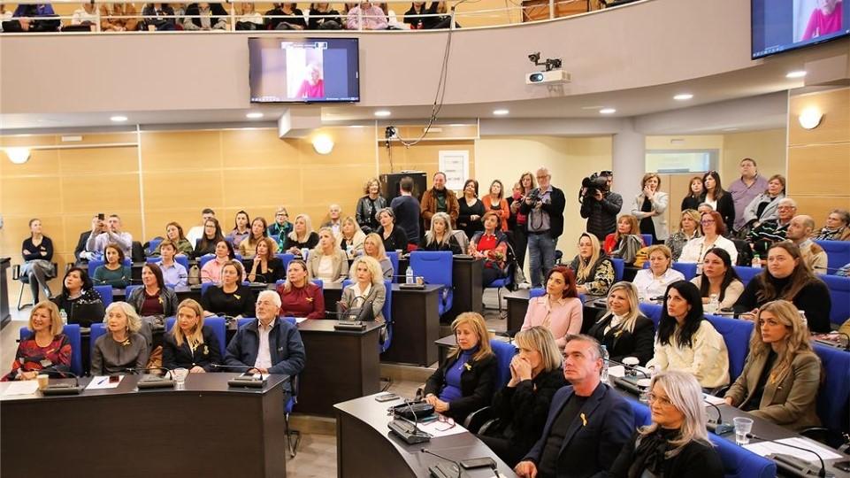 Περιφέρεια Θεσσαλίας: «Διαρκής η επαγρύπνηση για την καταπολέμησης της έμφυλης βίας»