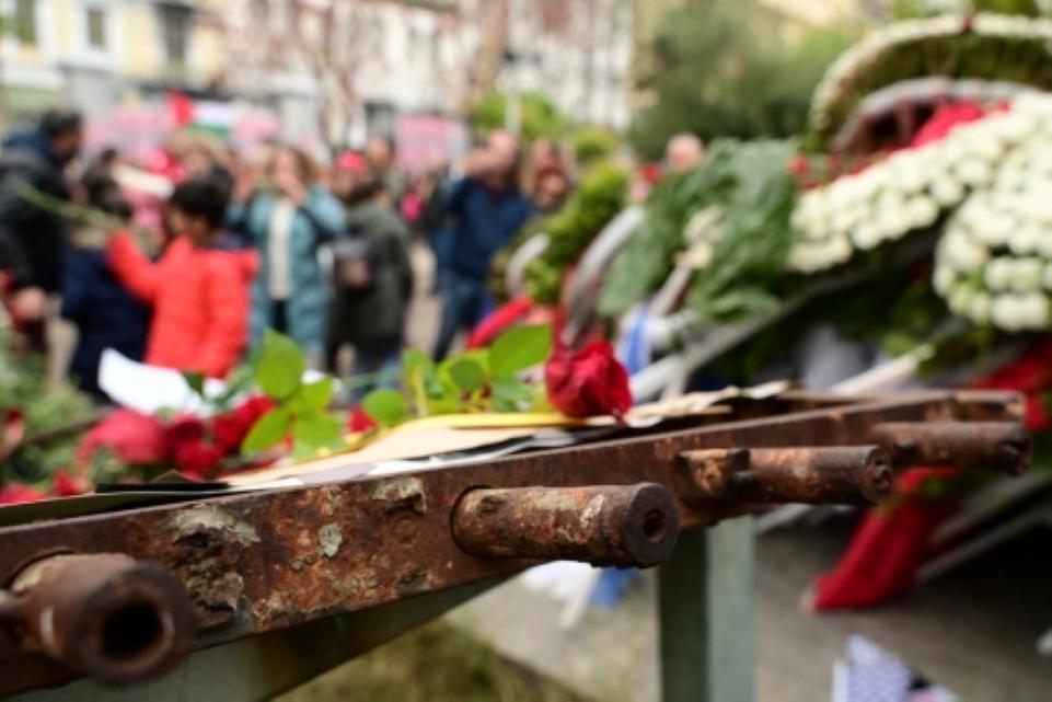 Πολυτεχνείο: Συνεχίζονται οι εκδηλώσεις τιμής και μνήμης (ΦΩΤΟ)