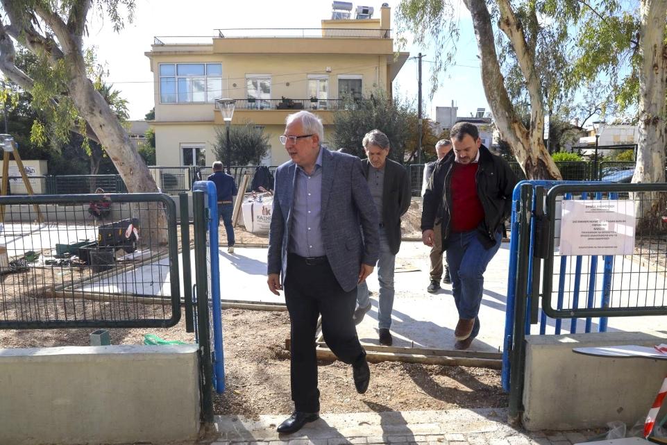 Δήμος Αμαρουσίου: Πλήρως ανακατασκευασμένη η παιδική χαρά στη Μεγάλου Αλεξάνδρου