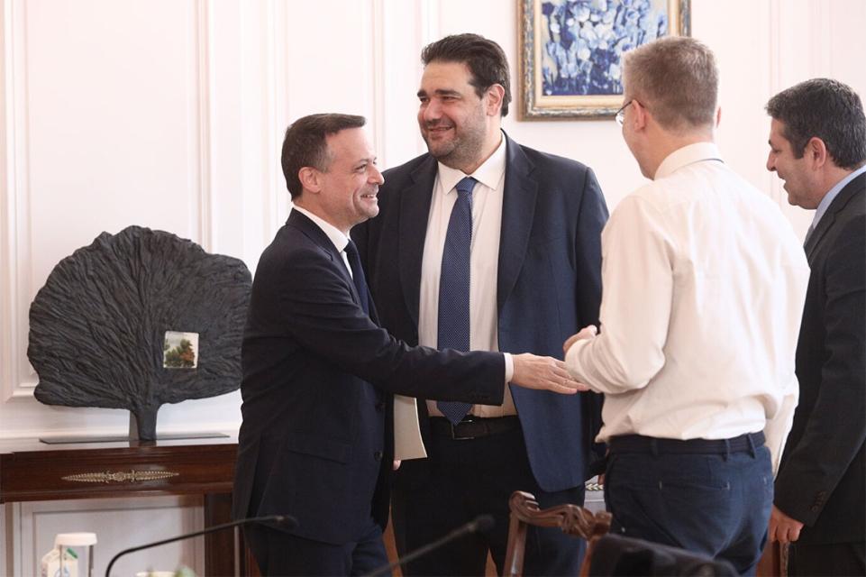 Ολοκληρώθηκε η συνάντηση Μητσοτάκη - Δούκα στο Μαξίμου - Τι συζήτησαν