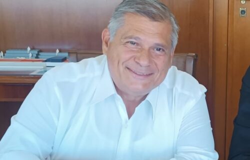 «Έφυγε» από την ζωή ο Βασίλης Κατσαφάδος, δημοτικός σύμβουλος Πειραιά και μέλος της Κεντρικής Επιτροπής του ΠΑΣΟΚ