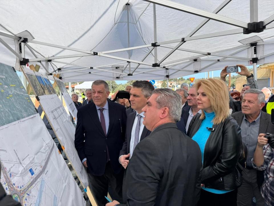 Χαλκίδα: Παραδόθηκε προς χρήση η νέα γέφυρα Αφρατίου