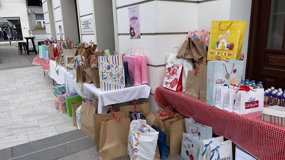 Δήμος Ασπροπύργου: Συγκέντρωσε και μοίρασε δώρα σε παιδιά που το έχουν ανάγκη ενόψει Πάσχα