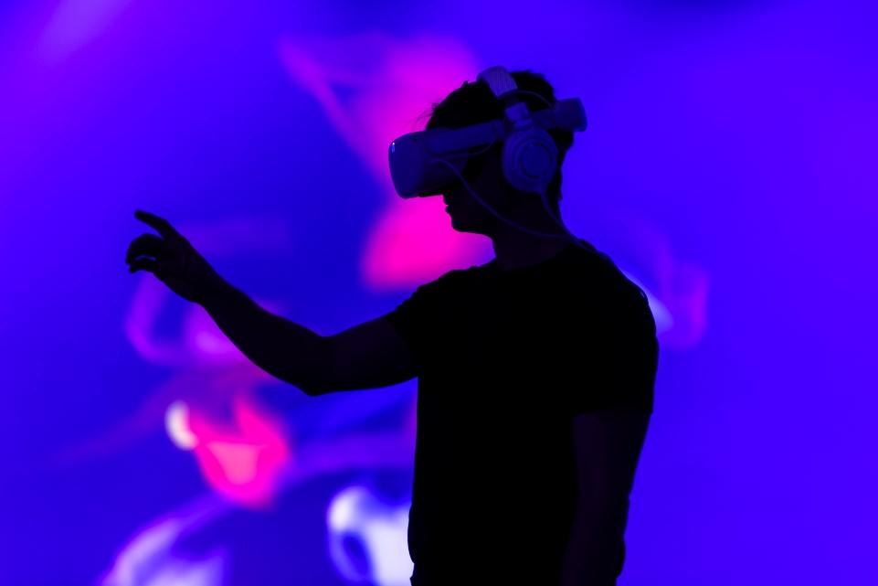 Δήμος Αθηναίων: Η παγκόσμια ψηφιακή τέχνη μεταμορφώνει την πόλη