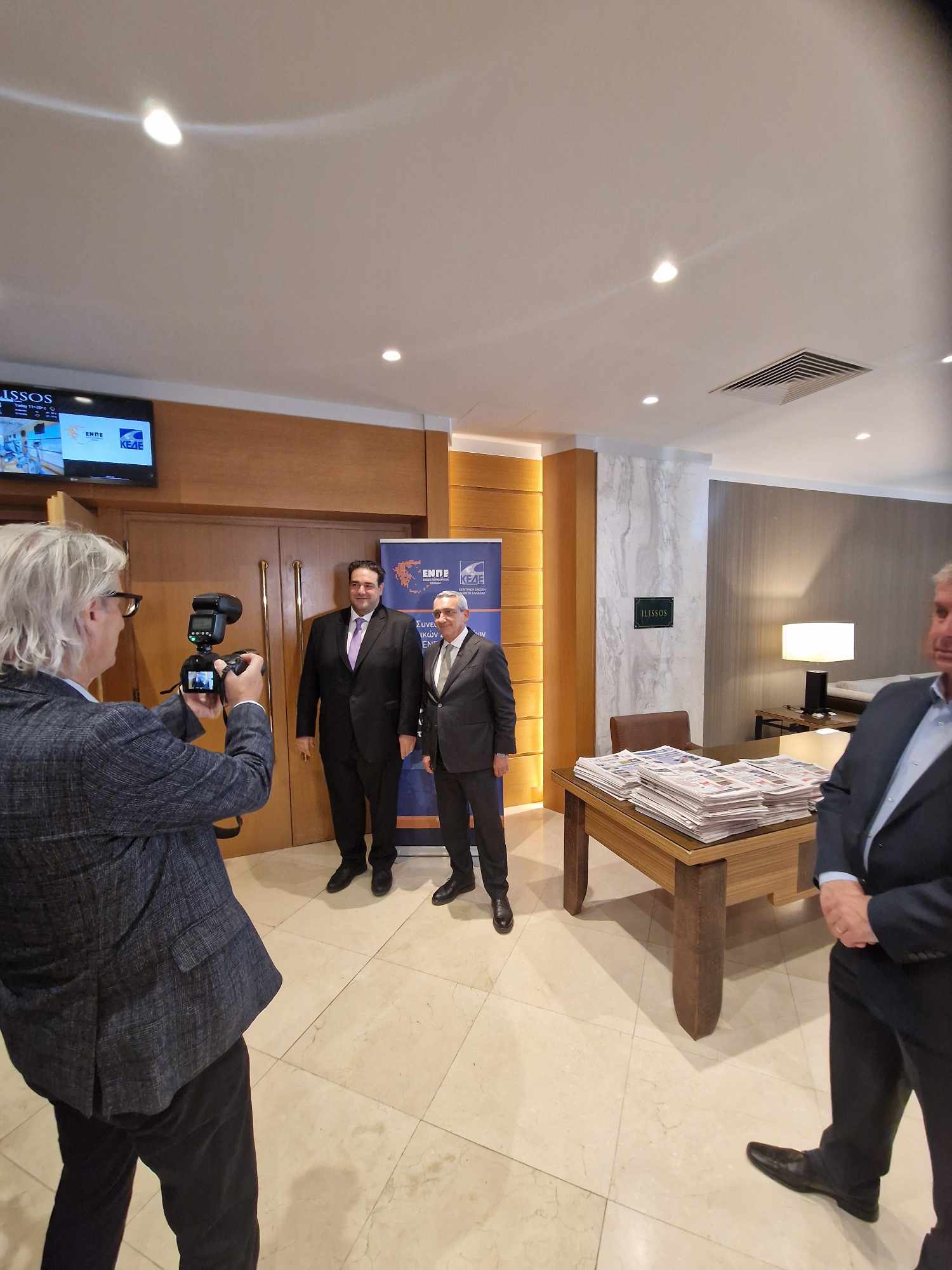 Το e-ota.gr στην κρίσιμη συνεδρίαση ΚΕΔΕ-ΕΝΠΕ