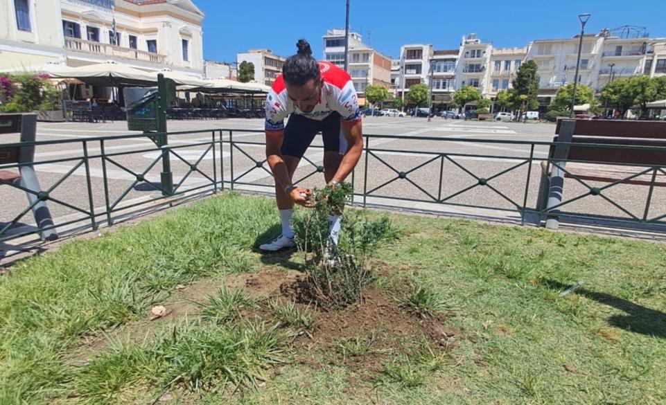Από τον Τάραντα της Ιταλίας στη Σπάρτη: Μια μυρτιά ως σύμβολο φιλίας και κοινών ριζών