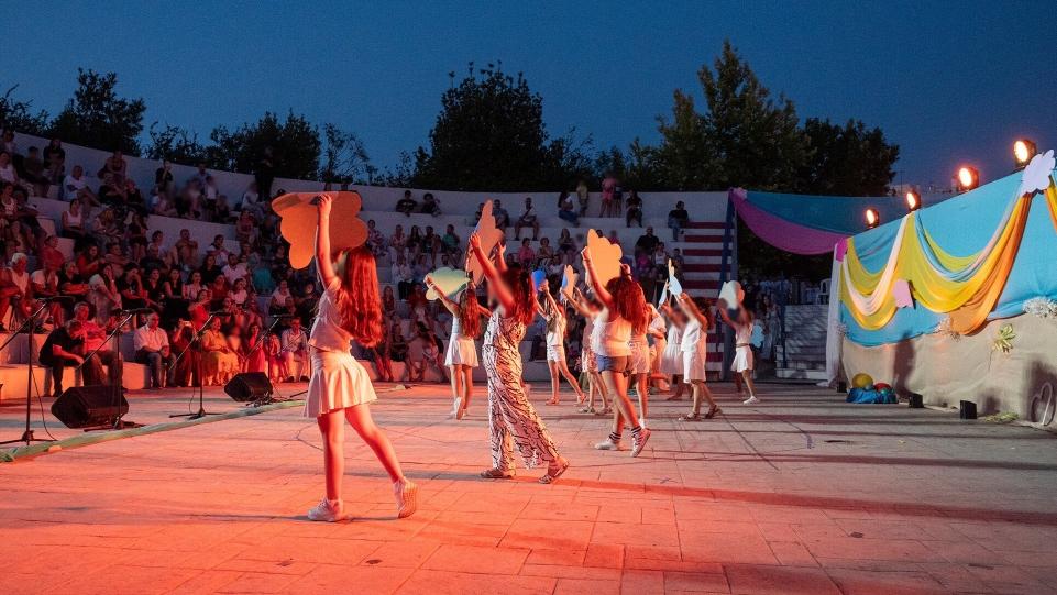 Δήμος Ασπροπύργου: Μαθητές των ΚΔΑΠ αποχαιρέτησαν τη φετινή σχολική χρονιά με μια ξεχωριστή γιορτή