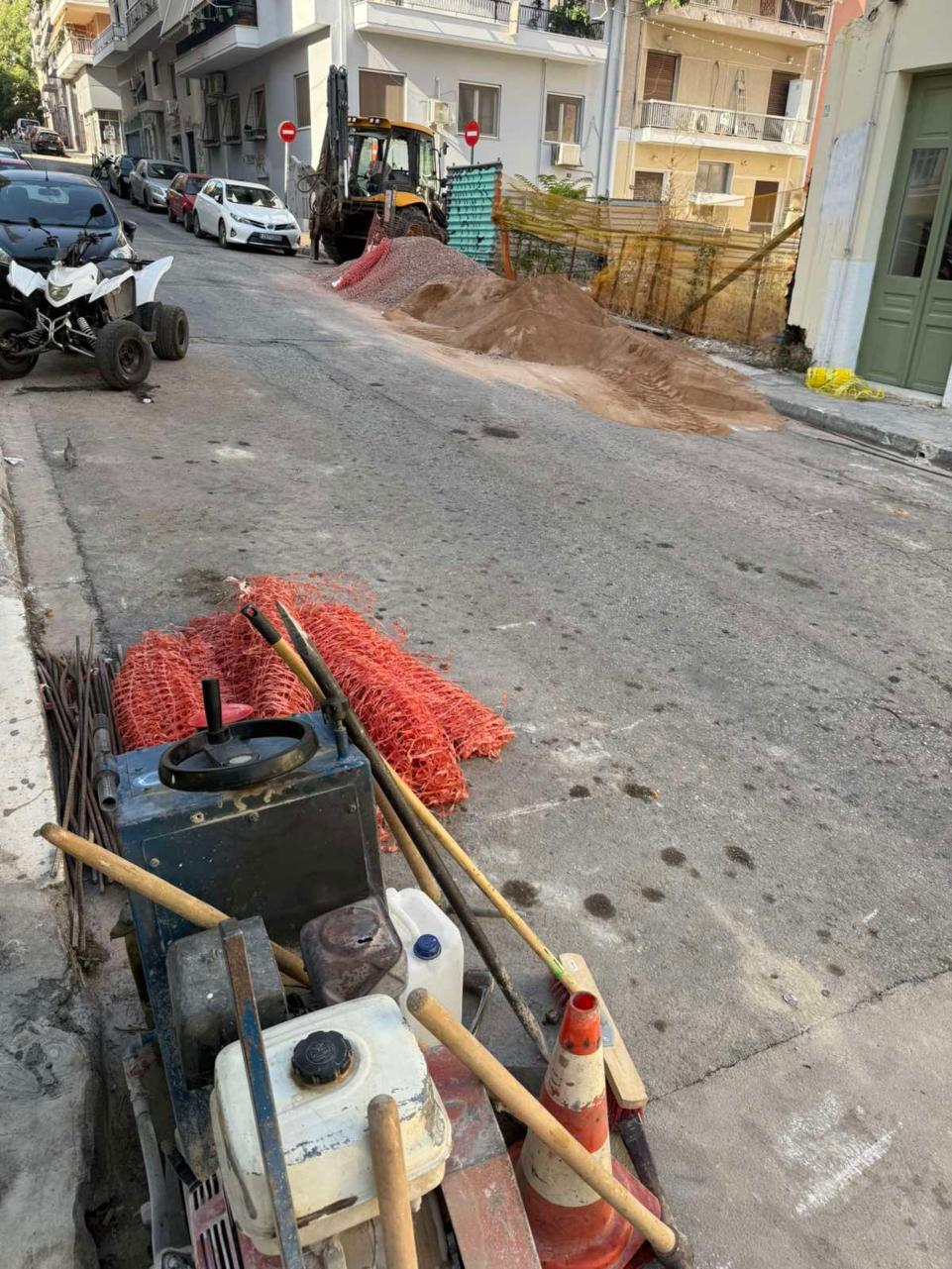 Δήμος Αθηναίων: Υπέβαλε μήνυση για εργασίες χωρίς μέτρα ασφαλείας στο Θησείο