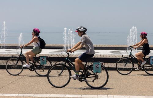 Καιρός: Κορυφώνεται ο καύσωνας, στους 43 βαθμούς θα φτάσει η θερμοκρασία την Πέμπτη