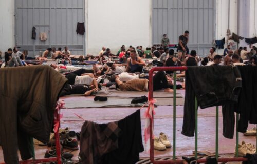 Οριστικοποιείται η δημιουργία κέντρου κράτησης μεταναστών στην Κρήτη - Συνάντηση Πλεύρη με Αρναουτάκη και Μαρινάκη