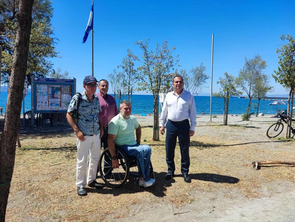 Πέντε Γαλάζιες Σημαίες και φέτος στις παραλίες της Καλαμάτας