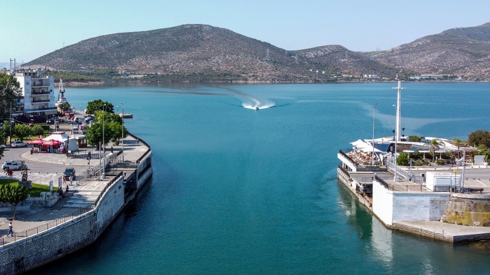 Χαλκίδα: Αποκαταστάθηκε η λειτουργία της παλιάς γέφυρας του Ευρίπου