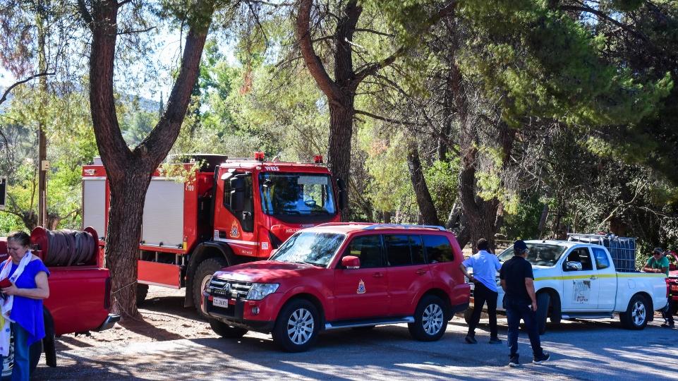Ενίσχυση της Πολιτικής Προστασίας στη Δυτική Αττική με 26 νέα οχήματα