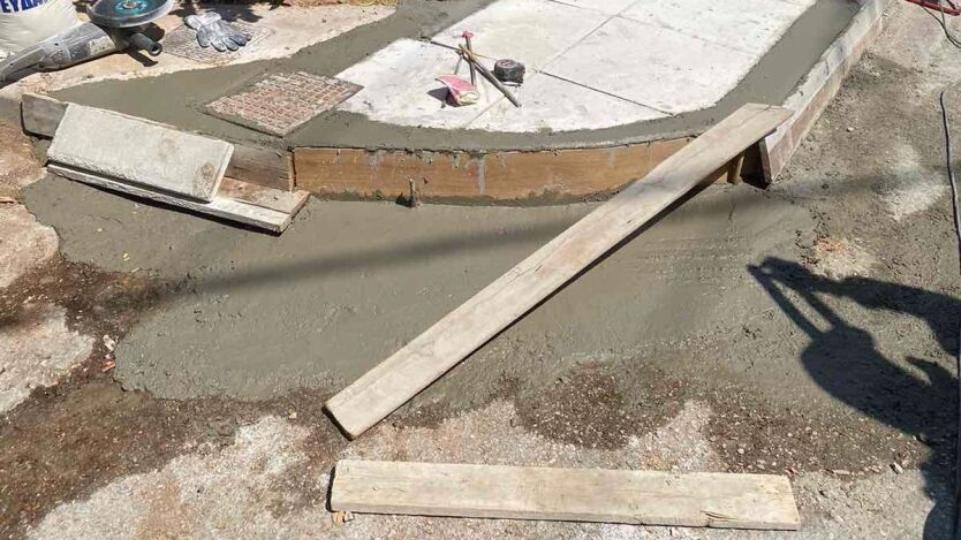 Νέες παρεμβάσεις αποκατάστασης πεζοδρομίων στον Δήμο Λυκόβρυσης-Πεύκης