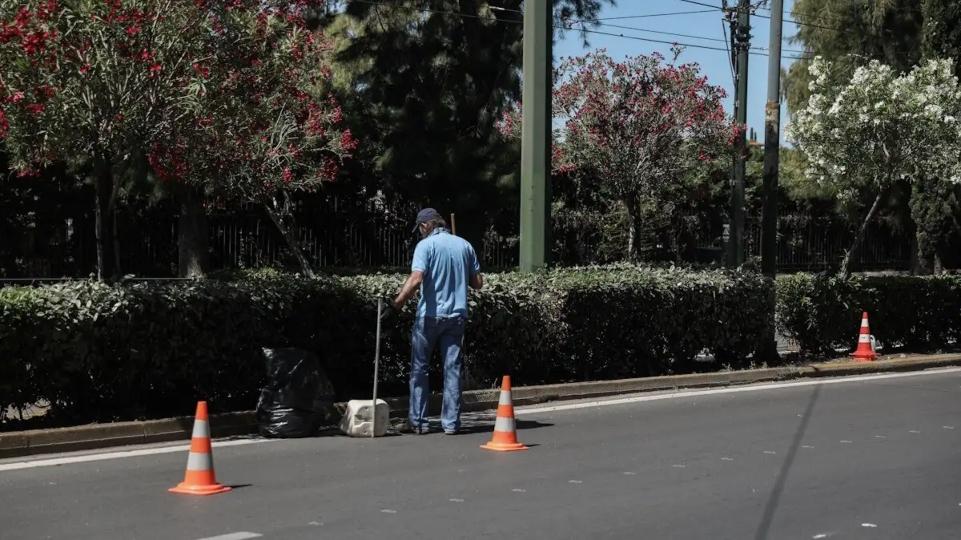 Θεσσαλονίκη: Βίαιη επίθεση σε εργαζόμενο του Δήμου Παύλου Μελά για ένα δεντράκι που δεν φαινόταν