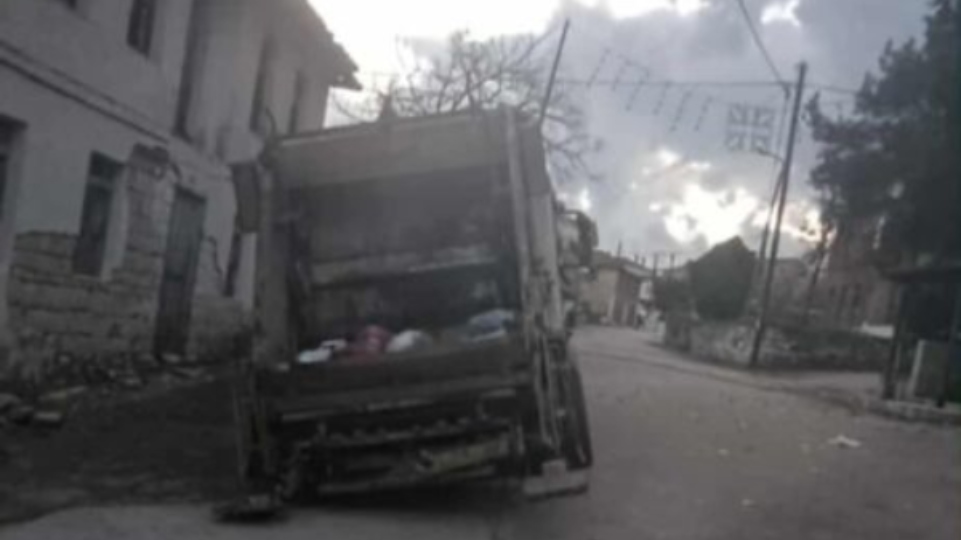 Διδυμότειχο: Απορριμματοφόρο του Δήμου κατέρρευσε στο οδόστρωμα