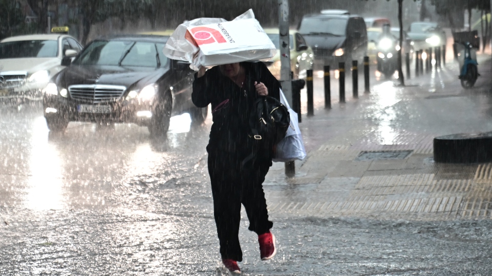 Καιρός: Επικαιροποιήθηκε το έκτακτο δελτίο επιδείνωσης από την ΕΜΥ - Οι περιοχές που επηρεάζονται