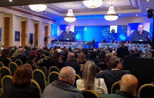 ΚΕΔΕ Αλεξανδρούπολη: Δεύτερη μέρα με «βαριά» θεματολογία στο Συνέδριο - Ψηφιακός μετασχηματισμός, οικονομικά και περιβάλλον στο επίκεντρο