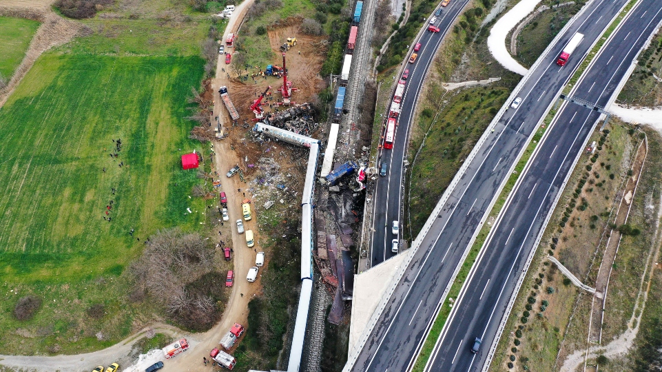 Τέμπη: Ξεκινάνε οι απολογίες για Αγοραστό και ακόμη εφτά κατηγορούμενους για το «μπάζωμα» στο σημείο της τραγωδίας