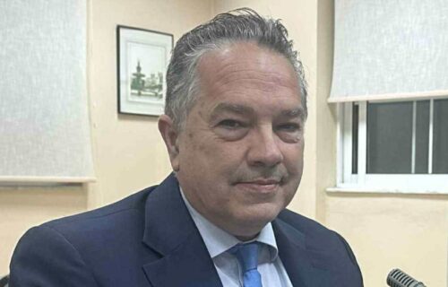 Κωνσταντίνος Σβόλης: «Η απλή αναλογική της υποκρισίας»